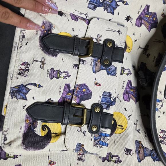 Loungefly Disney The Nightmare Before Christmas Halloween Town Rucksack - Picture 7 of 7